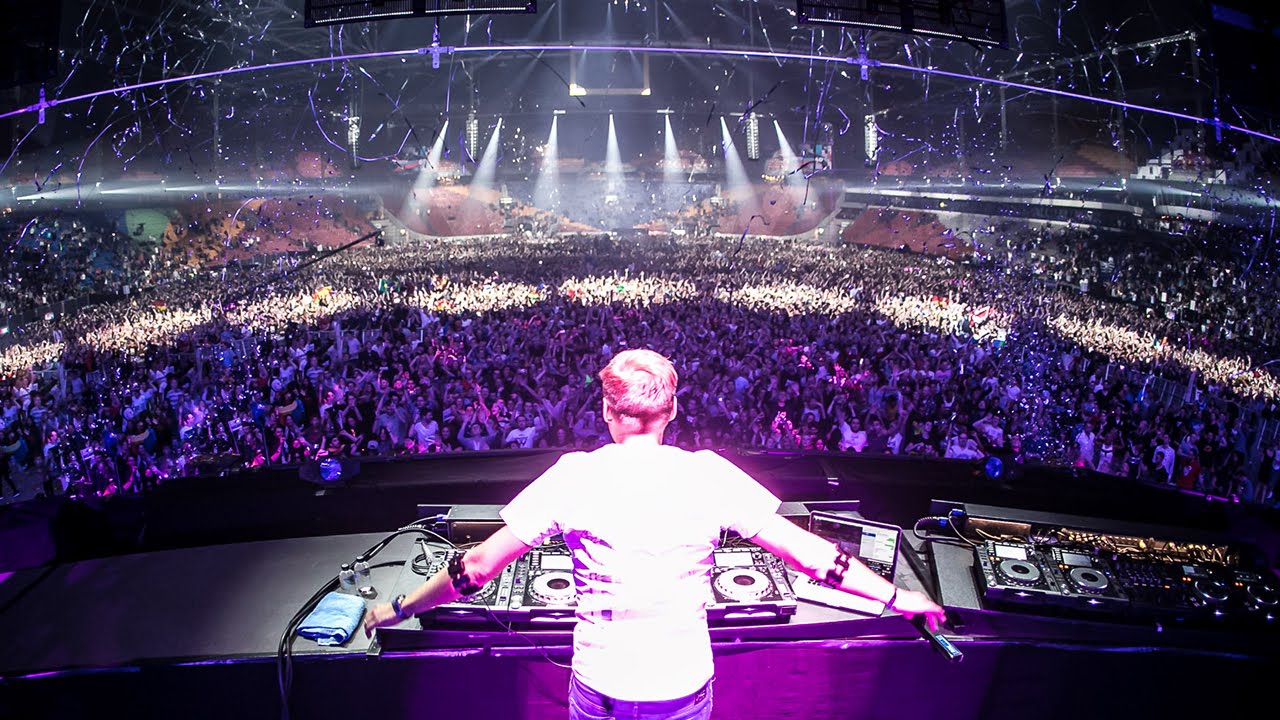 Listening to #ASOT710 the best episode yet!